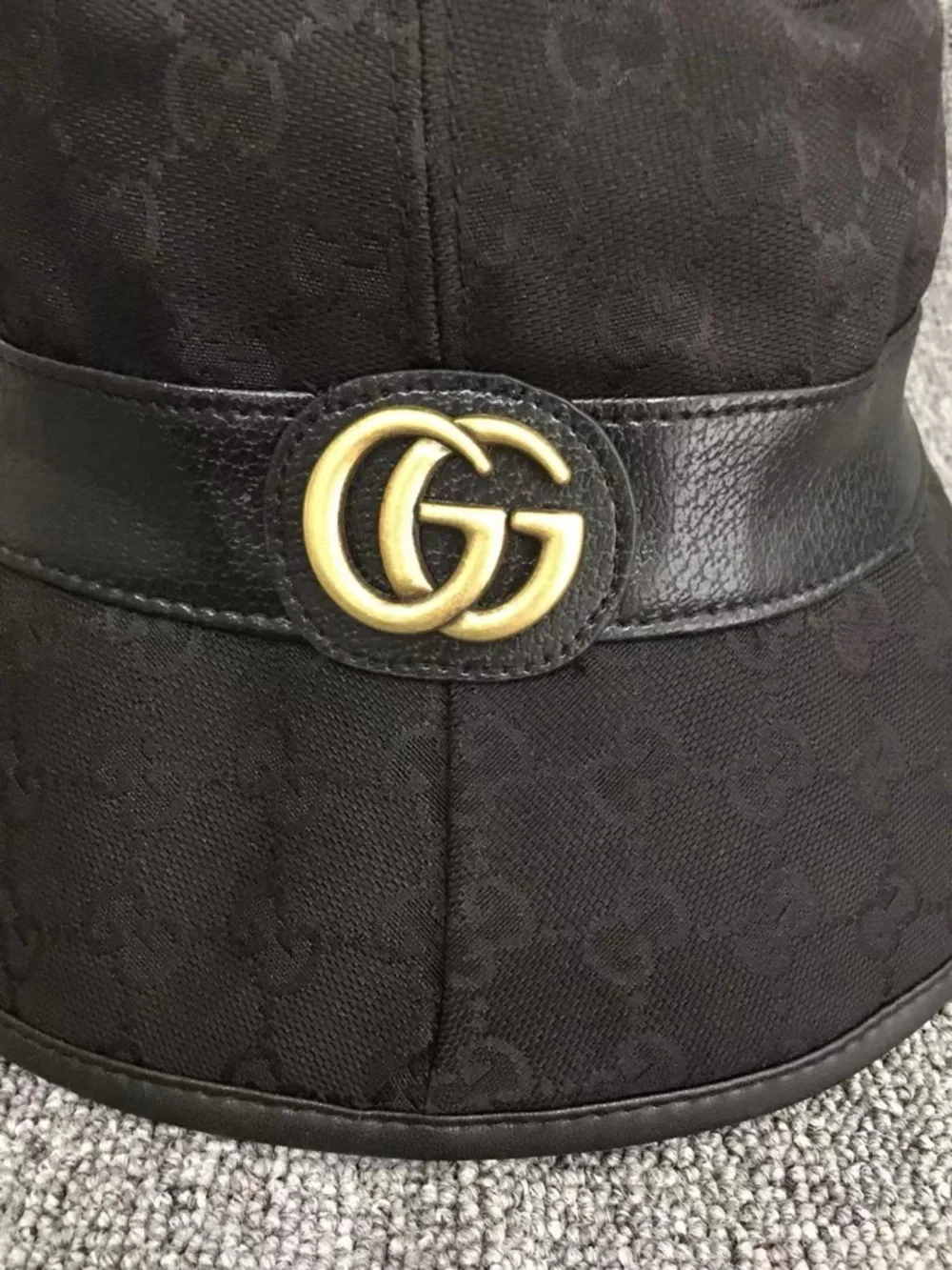 Gucci Black Bucket Hat with Gold Double G Emblem - Picture 2 of 5